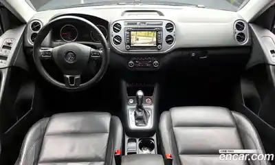 Volkswagen Tiguan 2012 2.0 гидро в Москве № 1014608, миниатюра 7