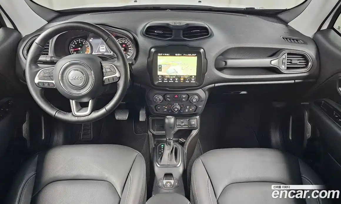 Jeep Renegade 2023 1.3 гидро в Москве № 1014830, фото 7