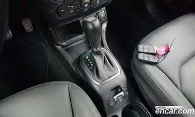 Jeep Renegade 2023 1.3 гидро в Москве № 1014830, миниатюра 9