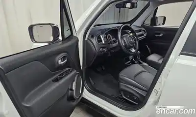 Jeep Renegade 2023 1.3 гидро в Москве № 1014830, миниатюра 10