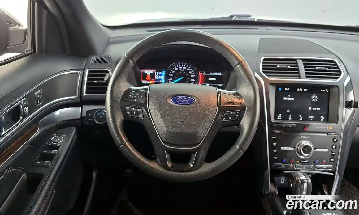 Ford Explorer 2019 2.3 гидро в Москве № 1015549, фото 13