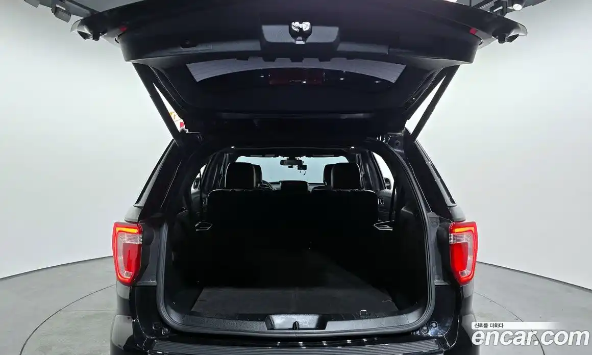 Ford Explorer 2019 2.3 гидро в Москве № 1015549, фото 20