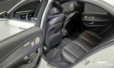 Mercedes-Benz E-Class 2022 2.0 гидро в Москве № 138560, миниатюра 11