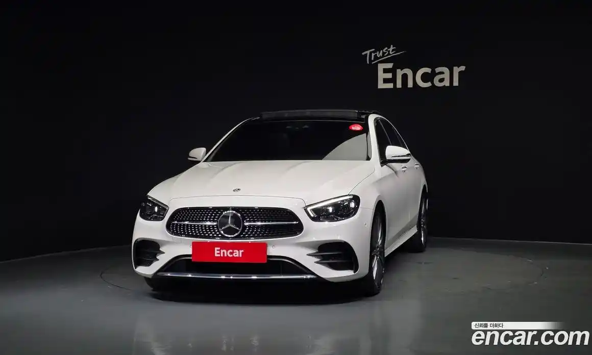 Mercedes-Benz E-Class 2022 2.0 гидро в Москве № 138560, фото 3