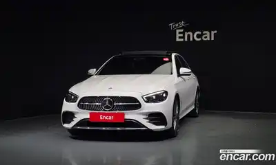 Mercedes-Benz E-Class 2022 2.0 гидро в Москве № 138560, миниатюра 3