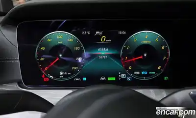 Mercedes-Benz E-Class 2022 2.0 гидро в Москве № 138560, миниатюра 8
