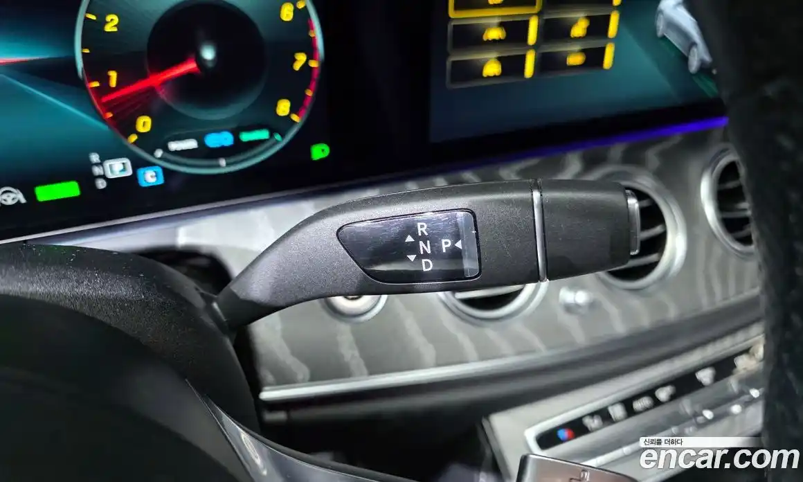 Mercedes-Benz E-Class 2022 2.0 гидро в Москве № 138560, фото 9