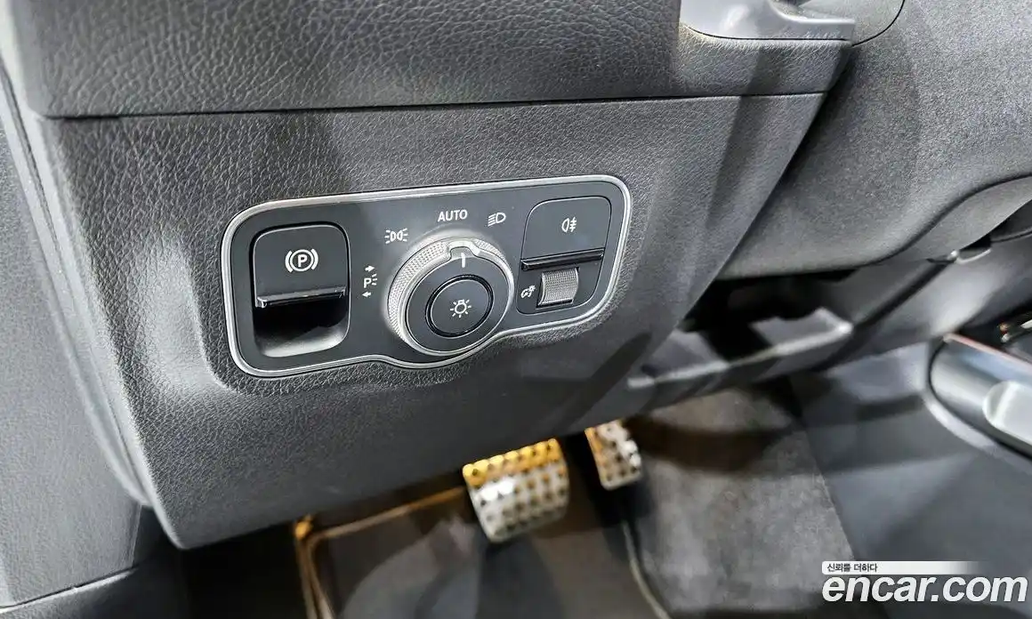 Mercedes-Benz GLB-Class 2022 2.0 гидро в Москве № 141390, фото 15