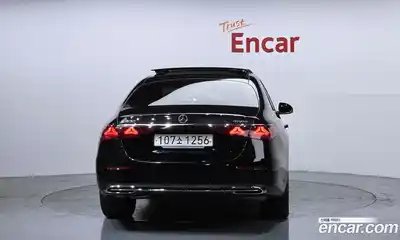 Mercedes-Benz E-Class 2024 2.0 гидро в Москве № 142444, миниатюра 4