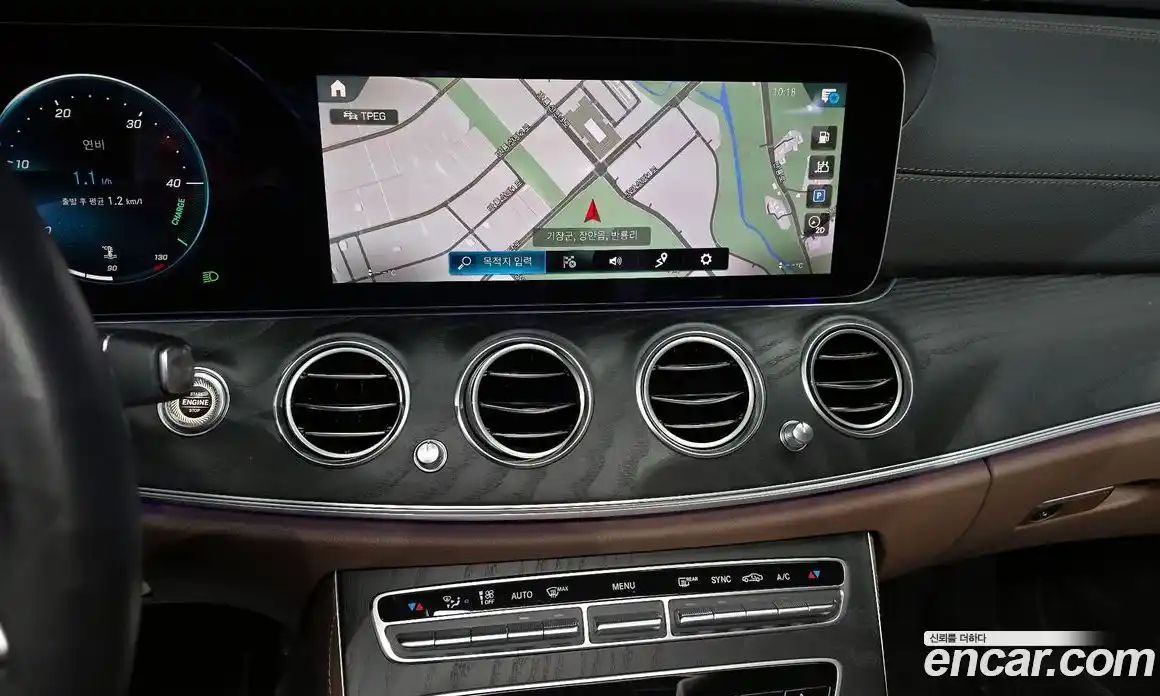 Mercedes-Benz E-Class 2023 2.0 гидро в Москве, фото 16