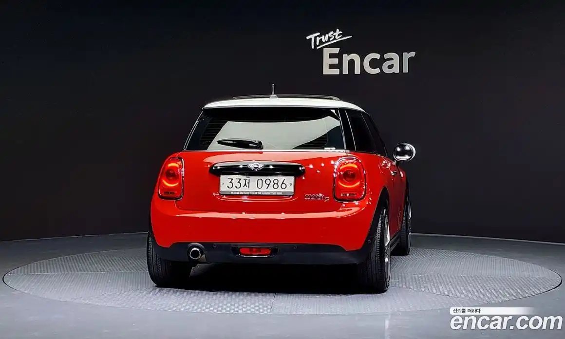 Mini Cooper 2016 1.5 гидро в Москве № 152365, фото 4