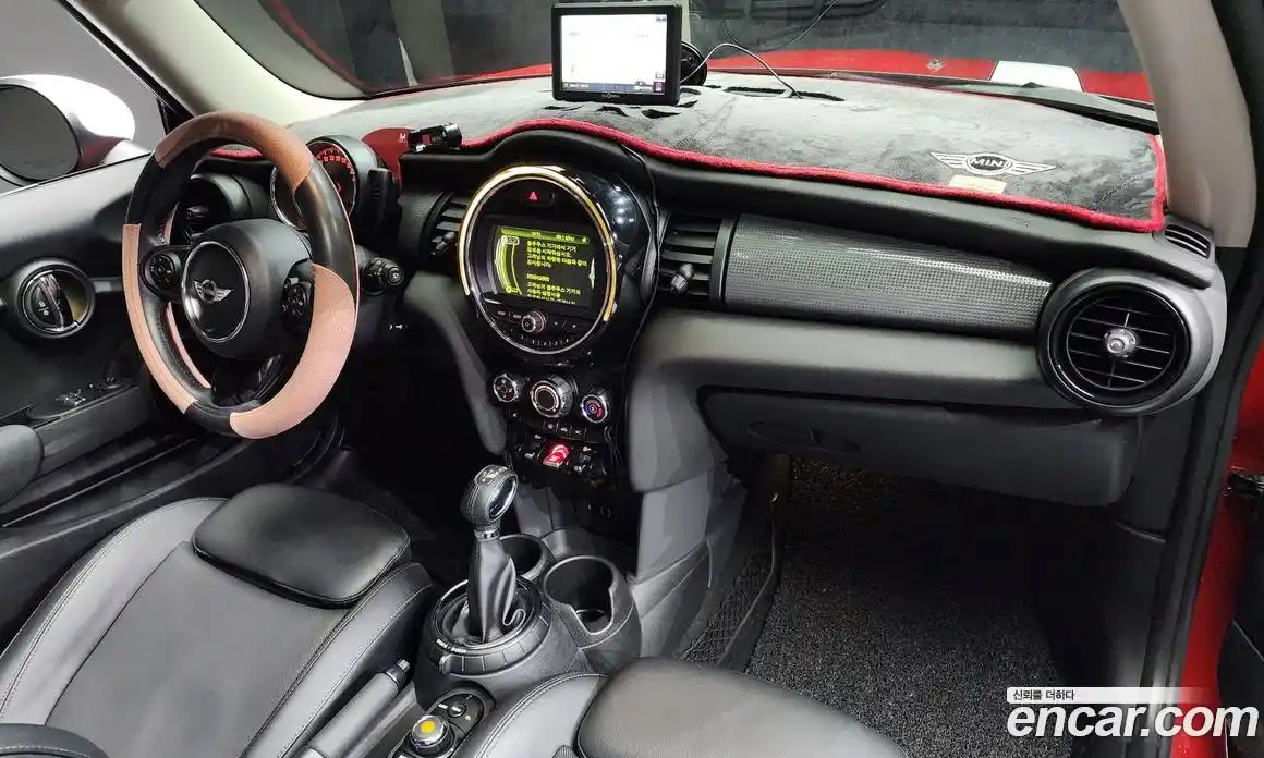 Mini Cooper 2016 1.5 гидро в Москве № 152365, фото 7