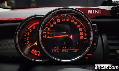 Mini Cooper 2016 1.5 гидро в Москве № 152365, миниатюра 8