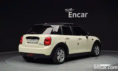 Mini Cooper 2015 1.5 гидро в Москве № 156082, миниатюра 2