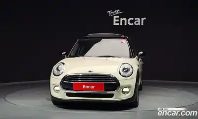 Mini Cooper 2015 1.5 гидро в Москве № 156082, миниатюра 3
