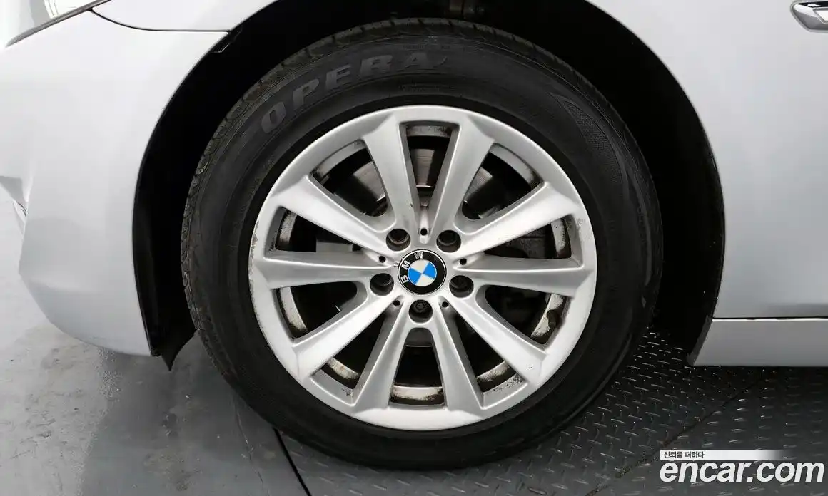 BMW 5-Series 2010 2.5 гидро в Москве № 158490, фото 5