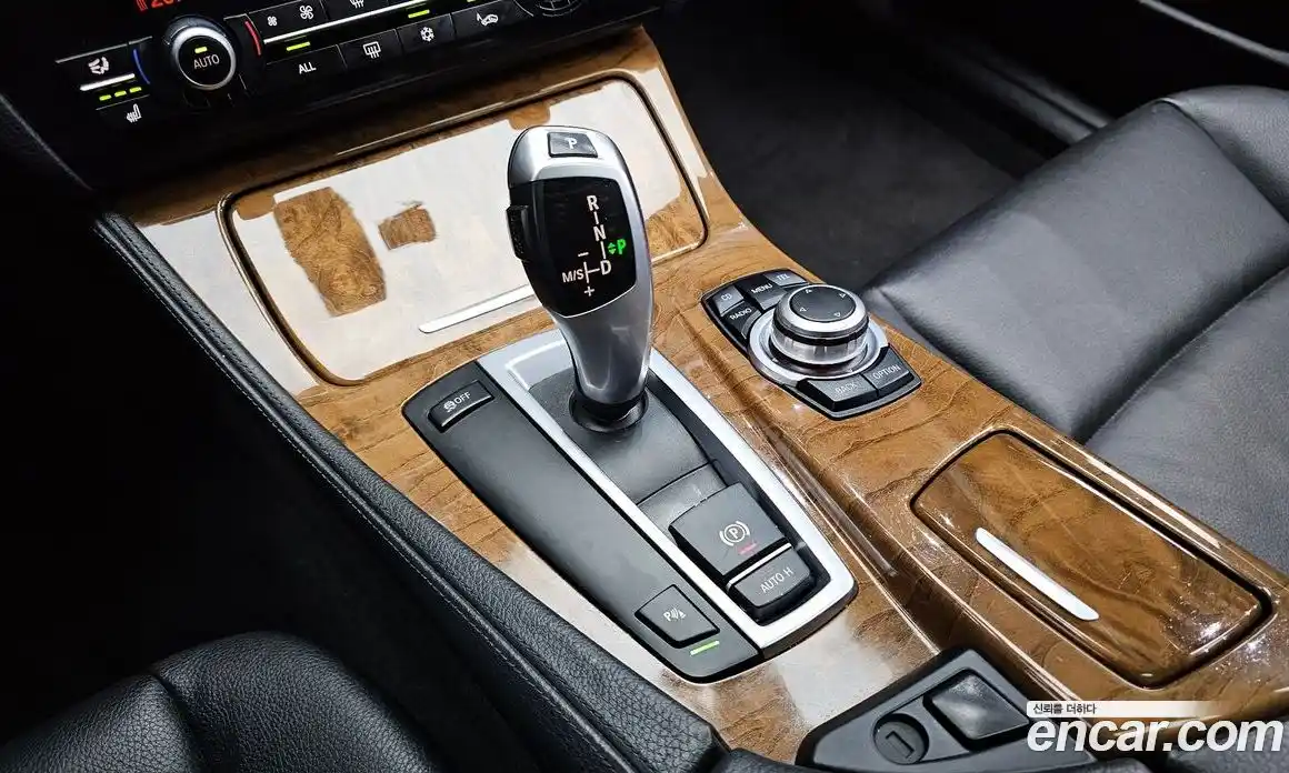 BMW 5-Series 2010 2.5 гидро в Москве № 158490, фото 9