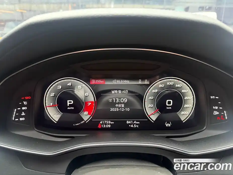 Audi A6 2021 2.0 гидро, фото 8