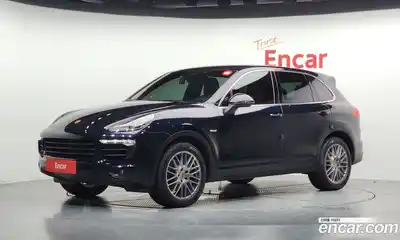 Porsche Cayenne, 2015