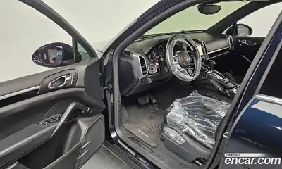 Porsche Cayenne 2015 3.0 гидро в Москве № 165460, миниатюра 10