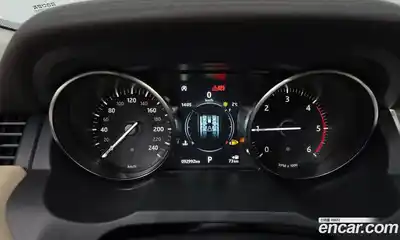 Land Rover Range-Rover Evoque 2019 2.0 гидро в Москве № 166359, миниатюра 8