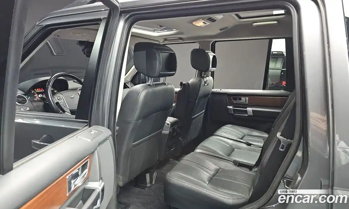 Land Rover Discovery 2016 3.0 гидро в Москве № 166454, фото 12