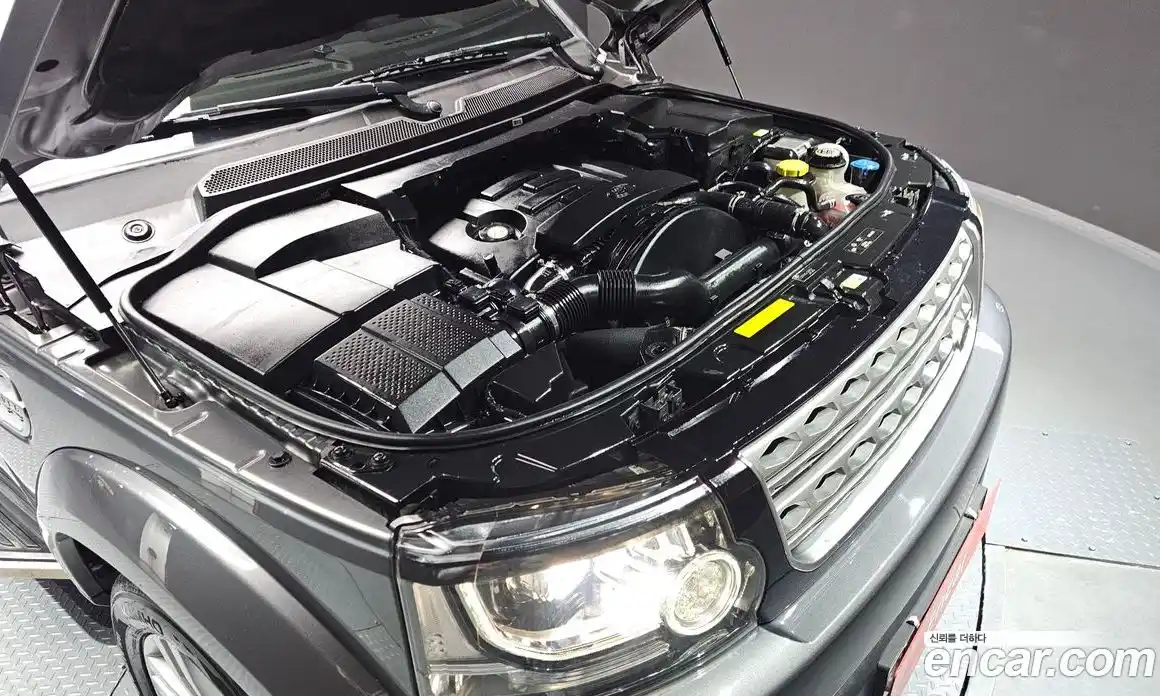 Land Rover Discovery 2016 3.0 гидро в Москве № 166454, фото 6