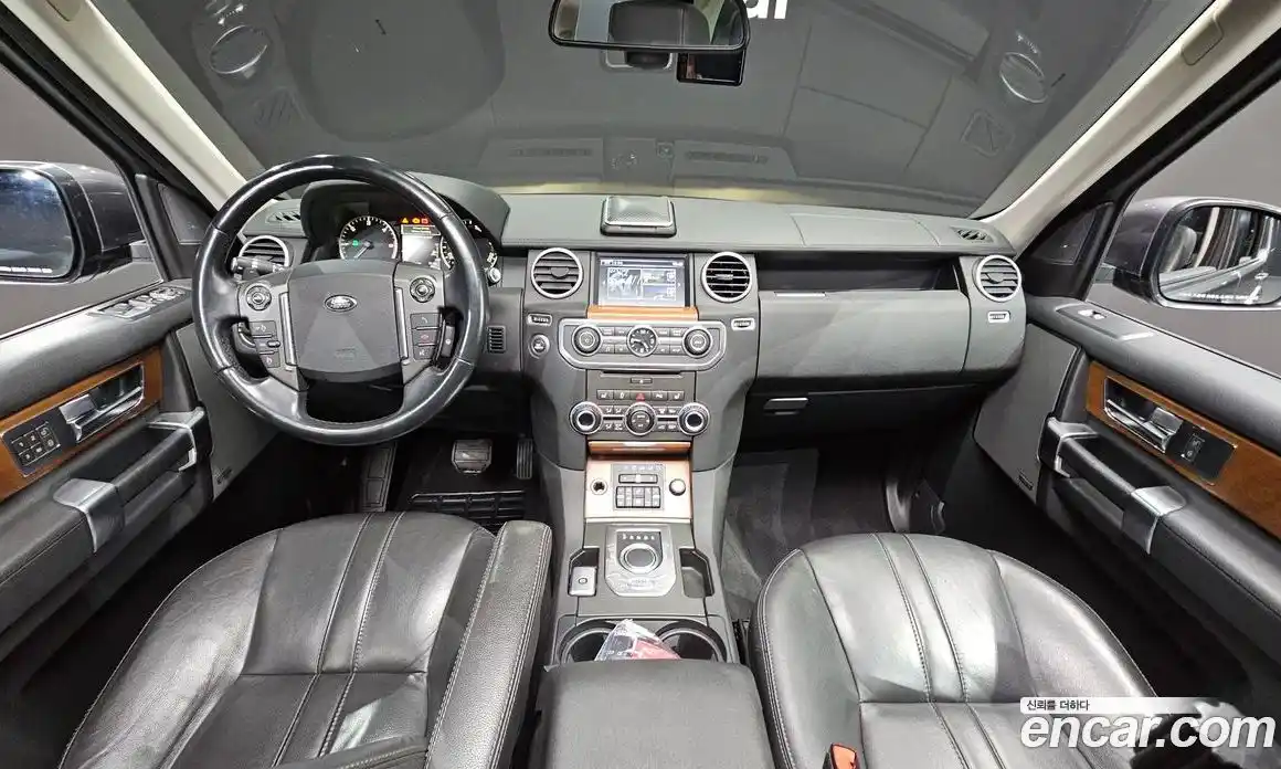 Land Rover Discovery 2016 3.0 гидро в Москве № 166454, фото 7
