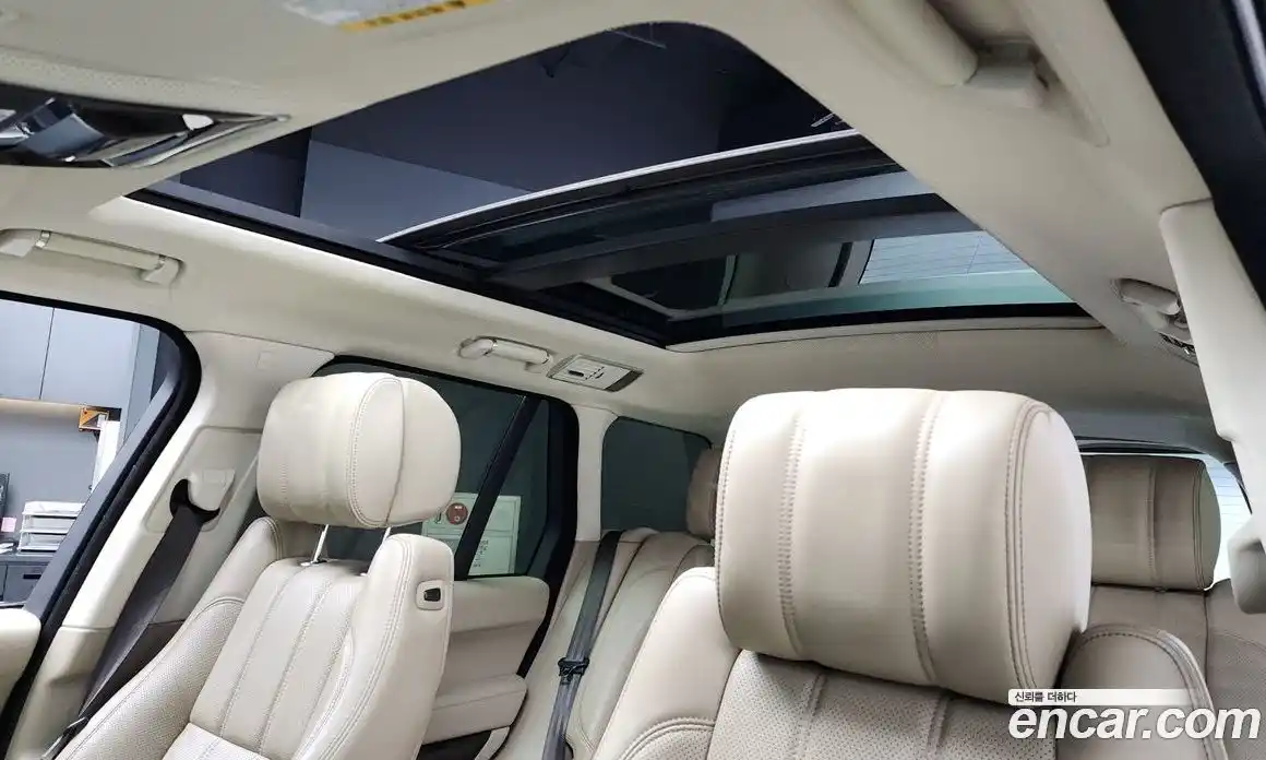 Land Rover Range-Rover 2016 4.4 гидро в Москве № 166467, фото 19