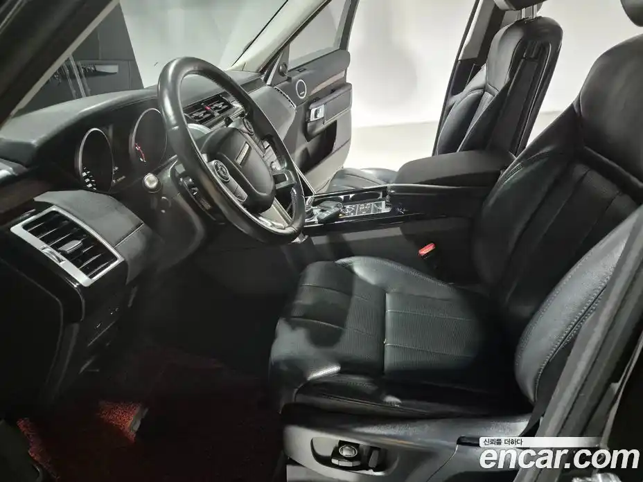 Land Rover Discovery 2017 3.0 гидро в Москве № 166846, фото 10