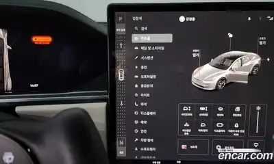 Tesla Model S 2023 0.3 гидро в Москве № 167632, миниатюра 9