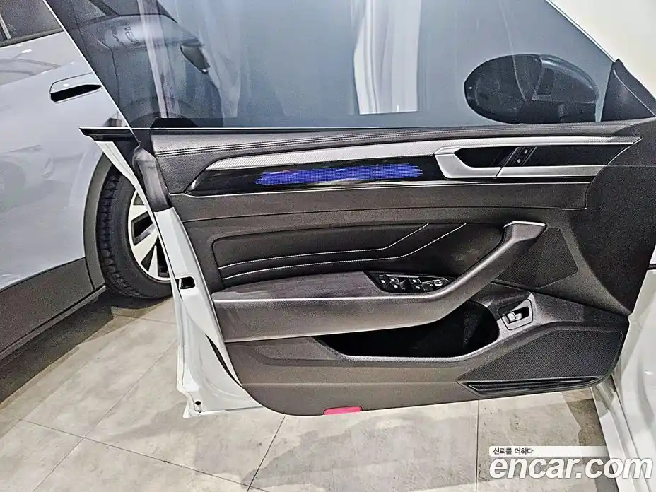 Volkswagen Arteon 2023 2.0 гидро в Москве № 168526, фото 18