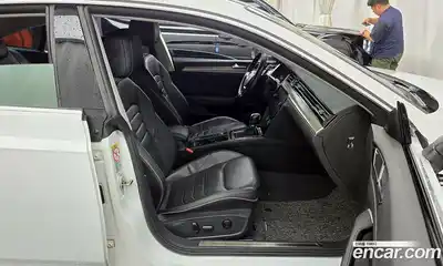 Volkswagen Arteon 2018 2.0 гидро в Москве № 168725, миниатюра 11