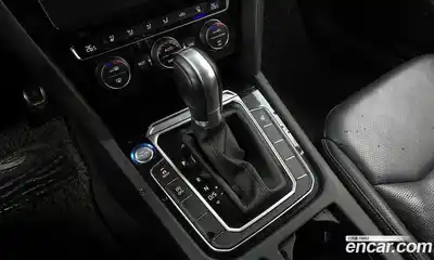 Volkswagen Arteon 2018 2.0 гидро в Москве № 168725, миниатюра 9