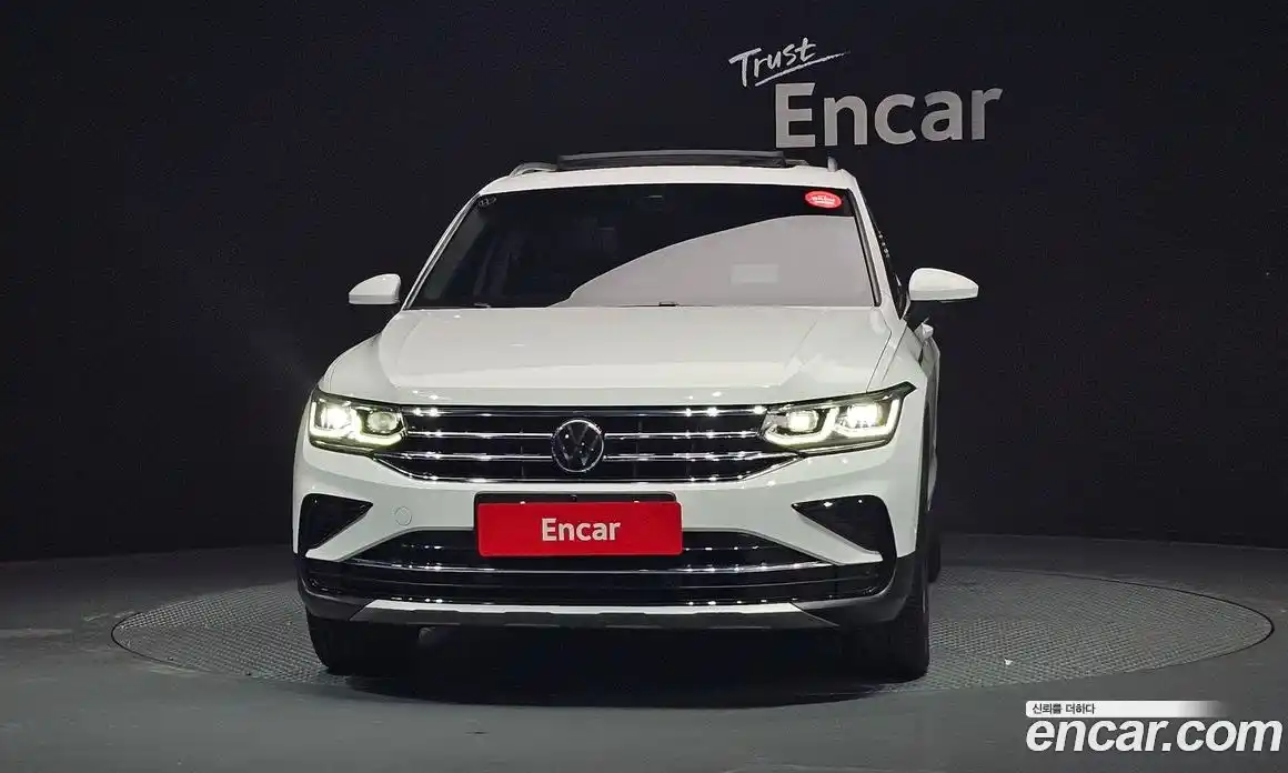Volkswagen Tiguan 2022 2.0 гидро в Москве № 168787, фото 3
