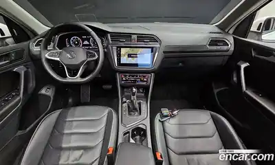Volkswagen Tiguan 2022 2.0 гидро в Москве № 168787, миниатюра 7
