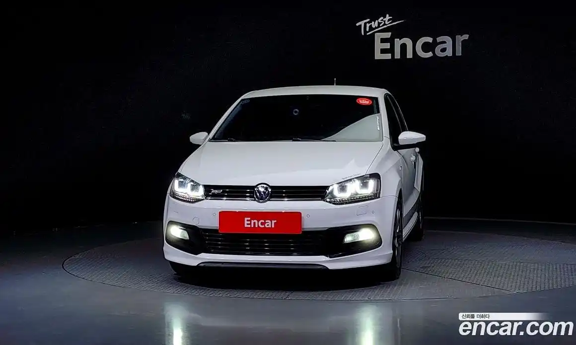 Volkswagen Polo 2015 1.4 гидро в Москве № 169059, фото 3