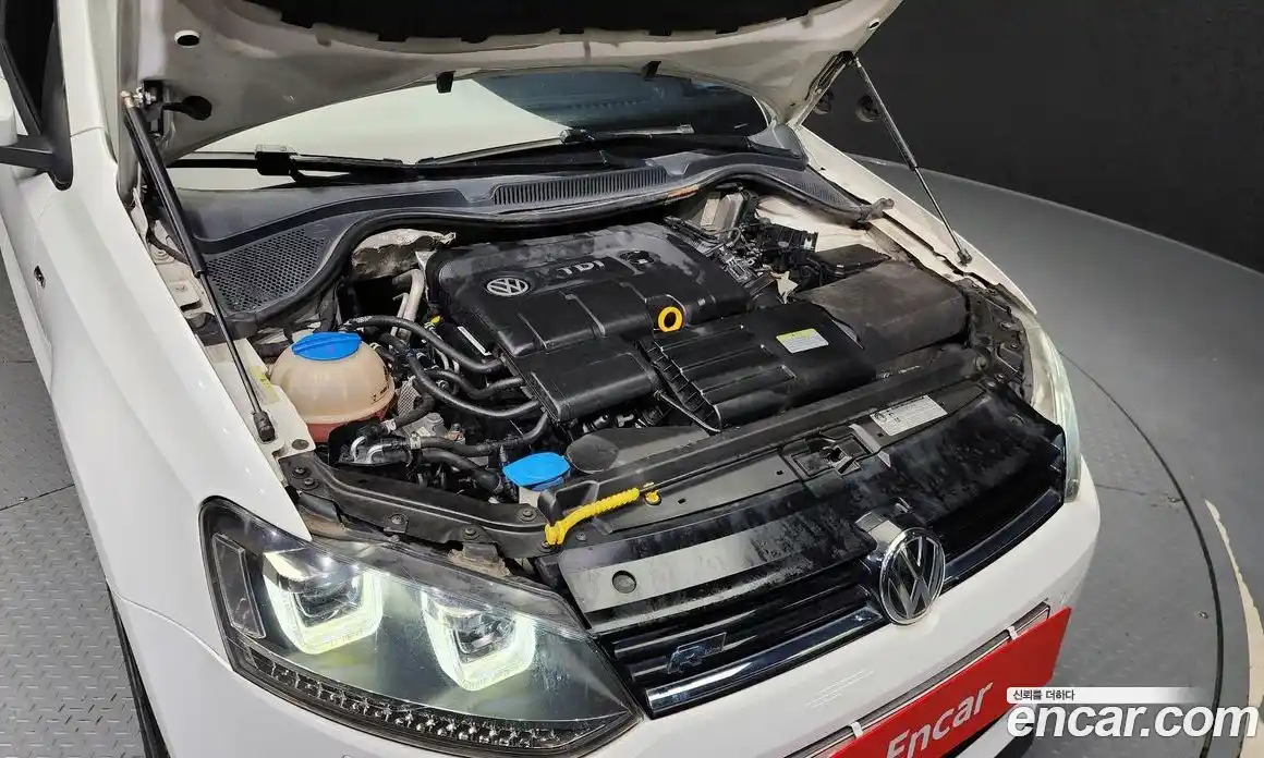 Volkswagen Polo 2015 1.4 гидро в Москве № 169059, фото 6