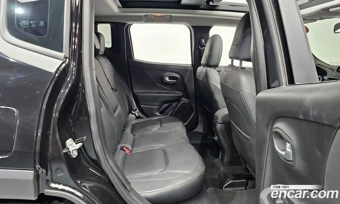 Jeep Renegade 2022 1.3 гидро в Москве № 169457, фото 12