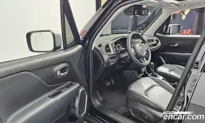 Jeep Renegade 2022 1.3 гидро в Москве № 169457, миниатюра 10
