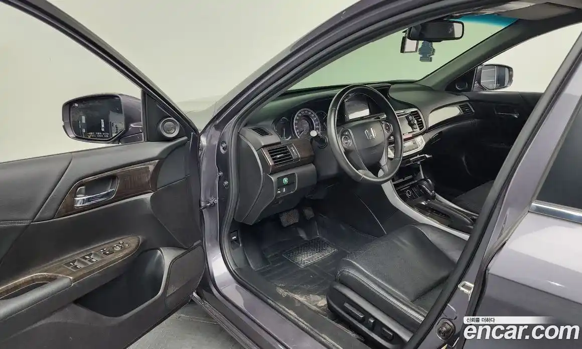 Honda Accord 2015 2.4 гидро в Москве № 170512, фото 10