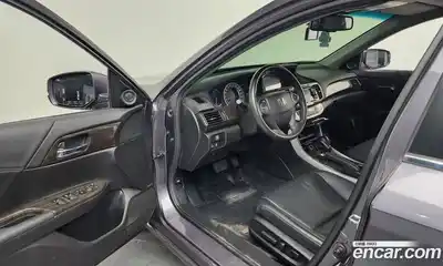 Honda Accord 2015 2.4 гидро в Москве № 170512, миниатюра 10