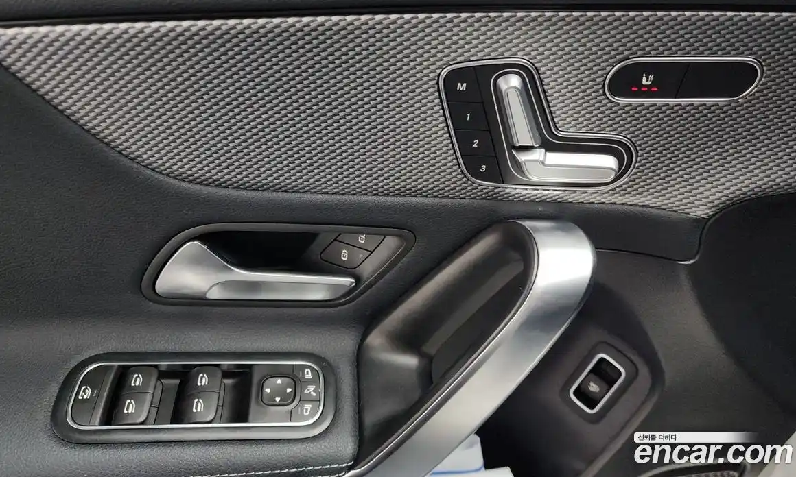 Mercedes-Benz A-Class 2020 2.0 гидро в Москве № 173577, фото 16