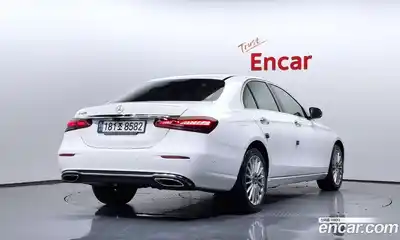 Mercedes-Benz E-Class 2020 2.0 гидро, миниатюра 2