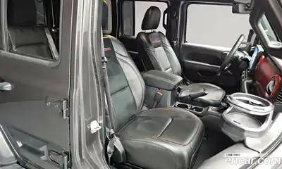 Jeep Wrangler 2023 2.0 гидро в Москве № 182401, миниатюра 12