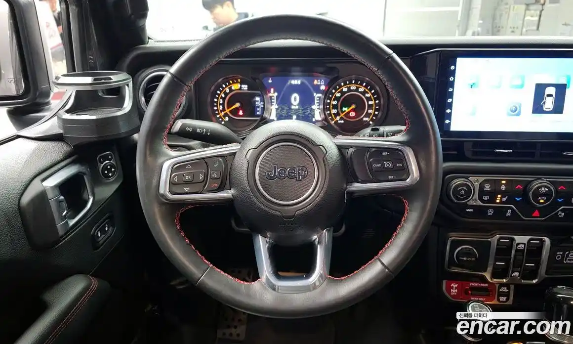 Jeep Wrangler 2023 2.0 гидро в Москве № 182401, фото 13