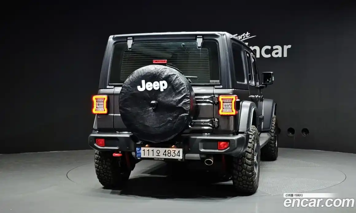 Jeep Wrangler 2023 2.0 гидро в Москве № 182401, фото 4