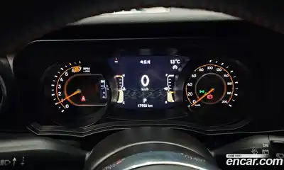 Jeep Wrangler 2023 2.0 гидро в Москве № 182401, миниатюра 8