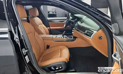 BMW 7-Series 2020 3.0 гидро в Москве № 192295, миниатюра 10