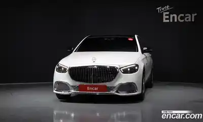 Mercedes-Benz E-Class 2022 2.0 гидро, миниатюра 3